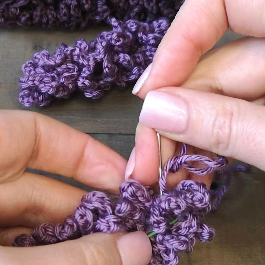Original photo showing crochet twisted along the wire