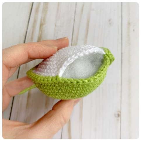 Original crochet frog tutorial photo 5, showing the belly and body being joined and stuffed.
