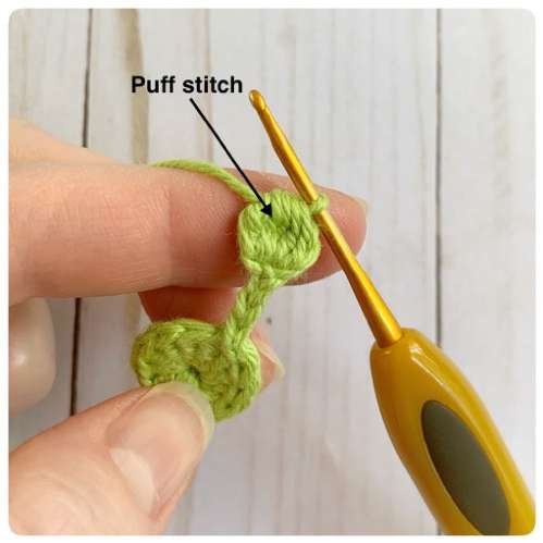 Original crochet frog tutorial photo 19, showing the little crochet paws and toes.